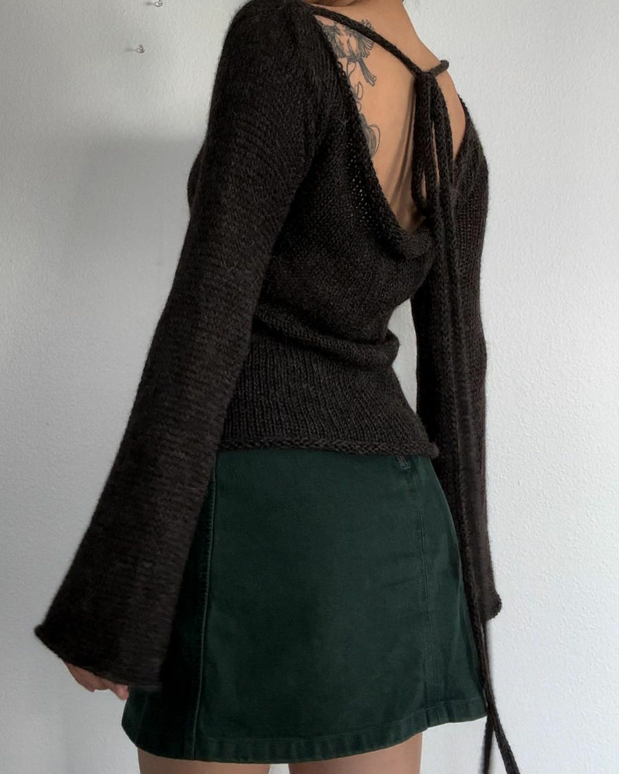 Exposed Navel Flared Sleeve Knitted Sweater