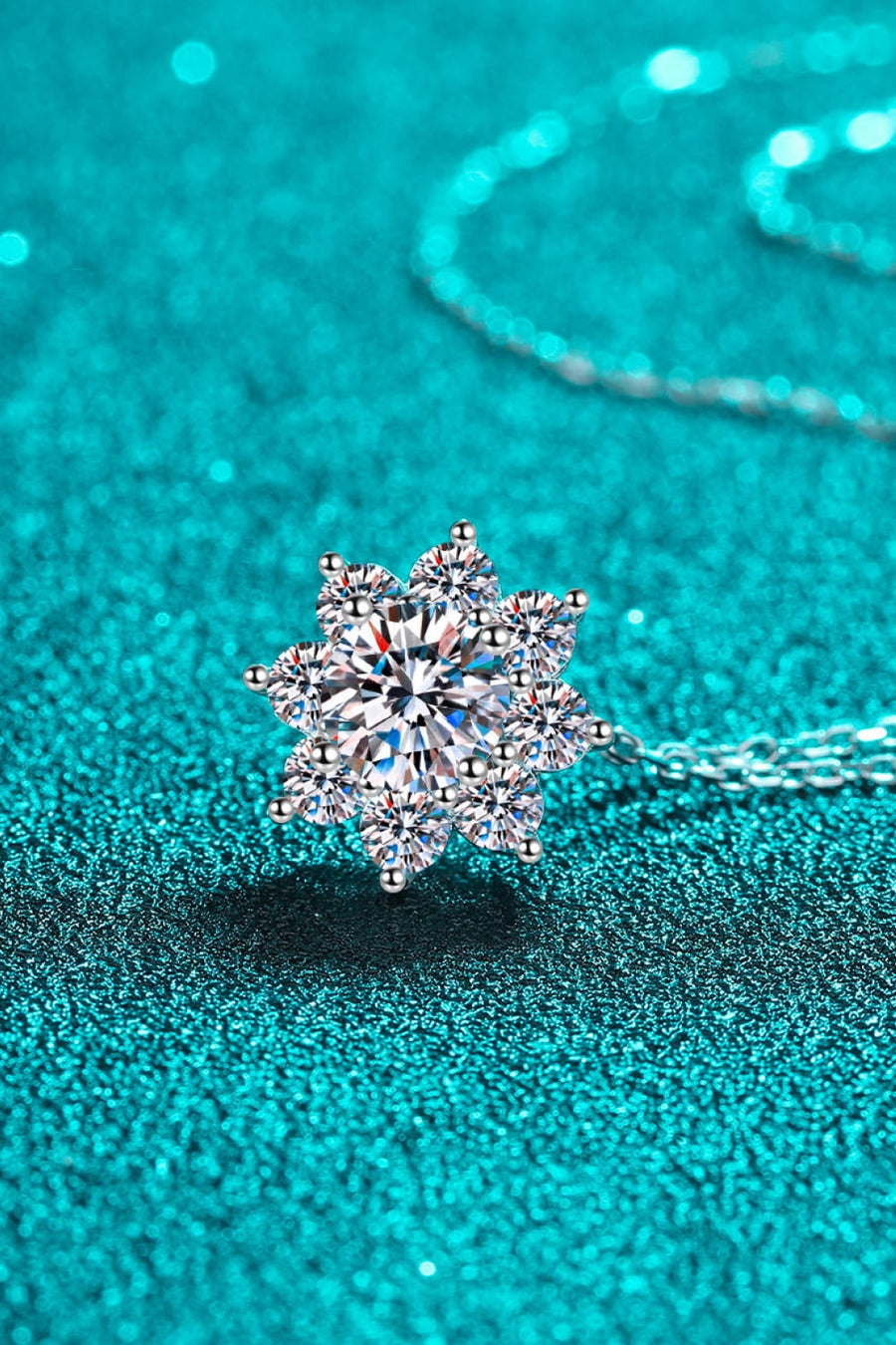 1 Carat Moissanite Floral-Shaped Pendant Necklace - SIR SAVE ALOT